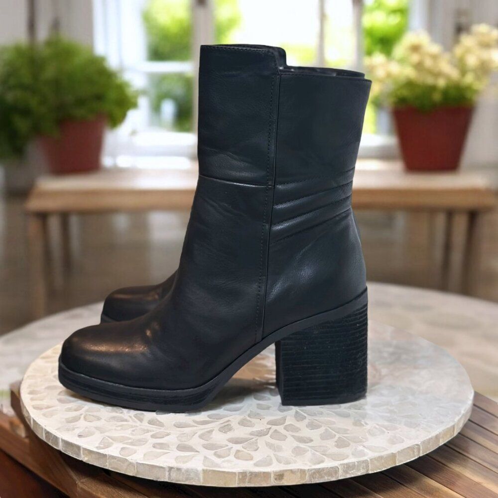 Kork-Ease Korks Moergan Black Block Heel Ankle Boots  Womens 10 - Picture 3 of 13